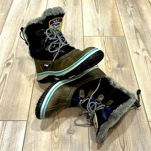 Pajar “Iceland” snow boot - size 7-7.5